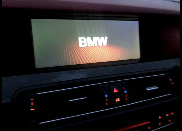 BMW M5 F10 2013 INDIVIDUAL Xenon Navi